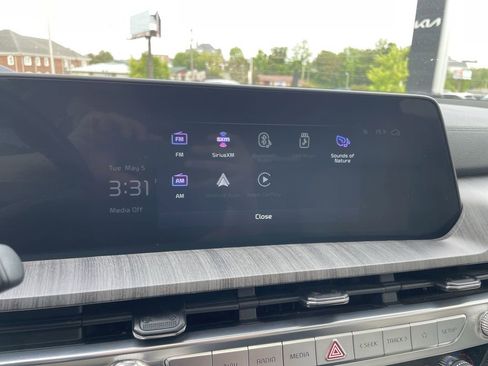 Used 2023 Kia Telluride SX FWD image 11