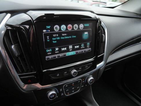 Used 2018 Chevrolet Traverse LT AWD/4WD image 22