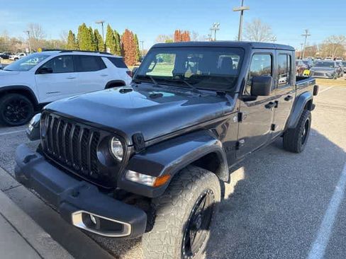 Used 2020 Jeep Gladiator Sport w/ Quick Order Package 24S image 5