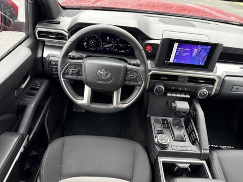 Used 2025 Toyota Tacoma TRD Off-Road AWD/4WD image 12