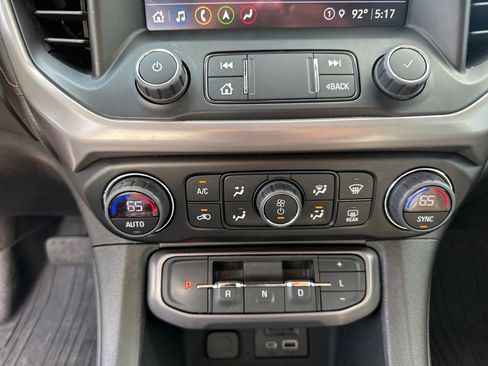 Used 2023 GMC Acadia AT4 image 14