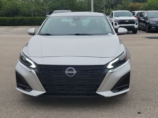 Used 2023 Nissan Altima 2.5 SV video 2