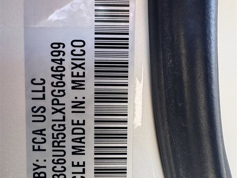 Used 2023 RAM 2500 Limited image 37