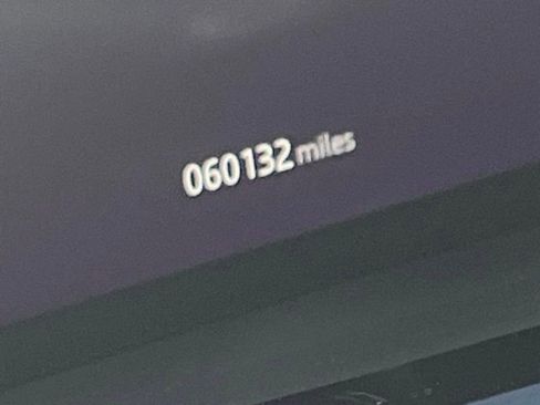 Used 2020 Land Rover Range Rover Evoque SE image 21