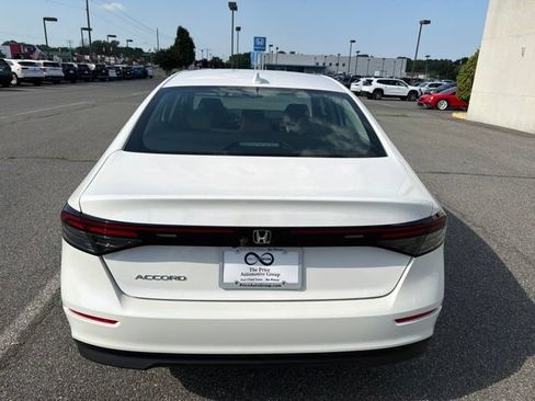New 2026 Honda Accord LX image 8