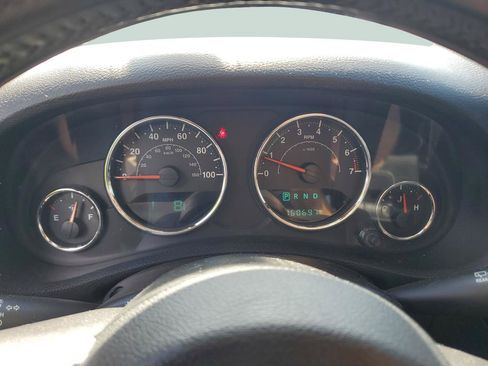 Used 2018 Jeep Wrangler Unlimited Sport S AWD/4WD image 21