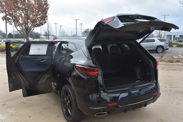 New 2026 Chevrolet Blazer RS w/ Enhanced Convenience Package FWD image 17