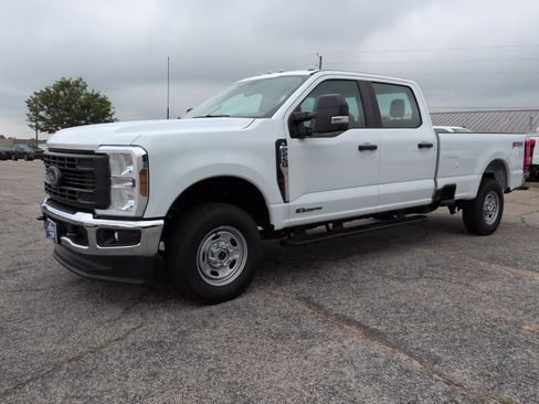 Used 2026 Ford F250 XL w/ FX4 Off-Road Package AWD/4WD image 6