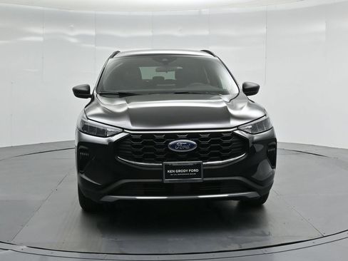 Certified 2025 Ford Escape ST-Line image 23