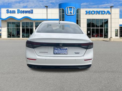 Used 2025 Honda Accord Touring image 5