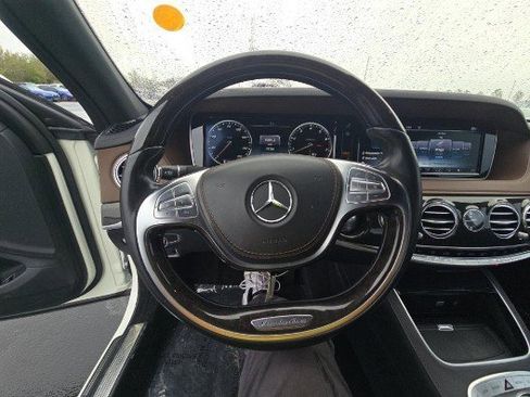 Used 2017 Mercedes-Benz S 550 Sedan image 5