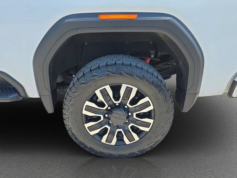 Used 2025 GMC Sierra 3500 Denali Ultimate AWD/4WD image 5
