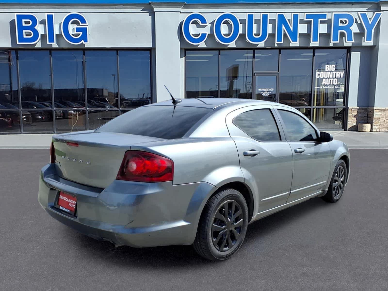 Used 2013 Dodge Avenger SE FWD image 5