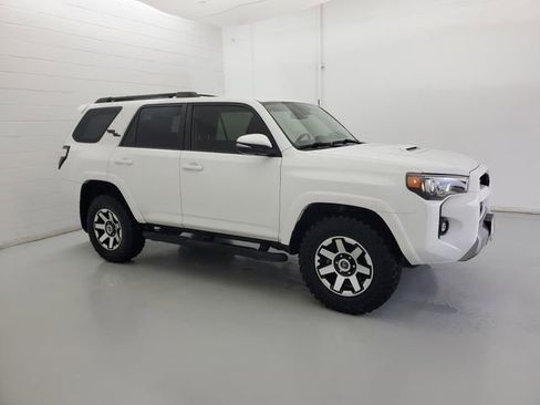 Used 2021 Toyota 4Runner TRD Off-Road Premium AWD/4WD image 4