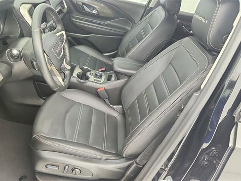 Certified 2023 GMC Terrain Denali w/ Black Diamond Edition image 17