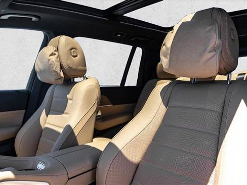 New 2026 Mercedes-Benz GLS 450 4MATIC image 24