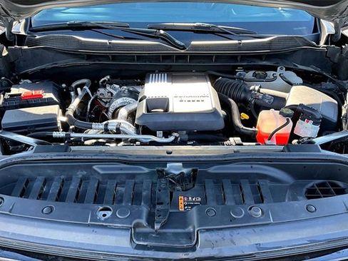 Used 2024 Chevrolet Silverado 1500 LT Trail Boss w/ Convenience Package II image 31