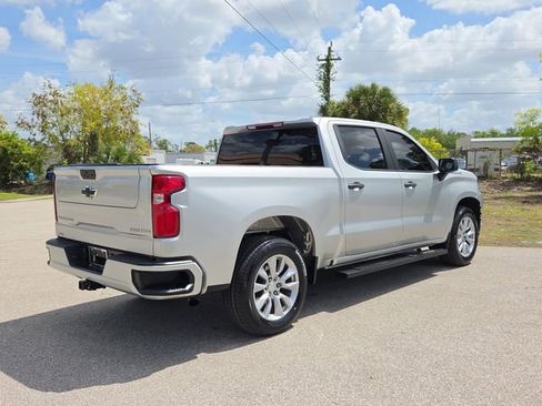 Used 2022 Chevrolet Silverado 1500 Custom image 4