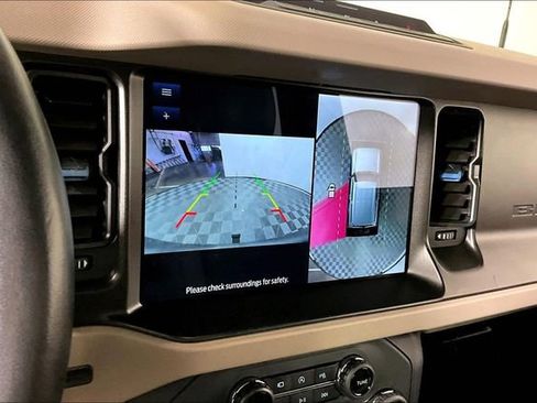 Used 2022 Ford Bronco Wildtrak AWD/4WD image 13