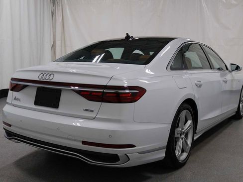 Used 2025 Audi A8 L 3.0T AWD/4WD image 9