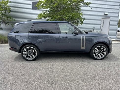 New 2026 Land Rover Range Rover Long Wheelbase SE AWD/4WD image 5