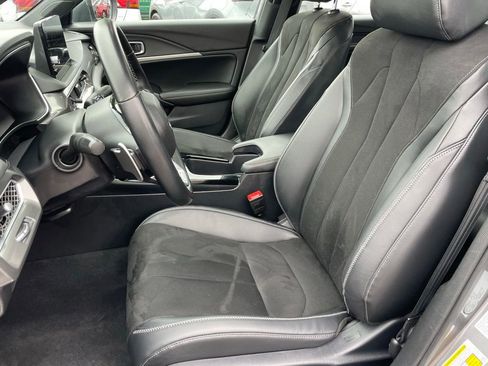 Used 2023 Acura Integra A-Spec image 6