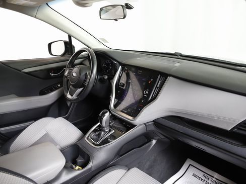 Used 2022 Subaru Outback Premium image 8