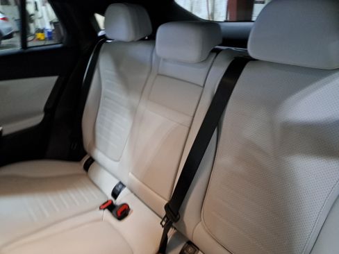 Used 2026 Mercedes-Benz GLC 300 4MATIC image 16