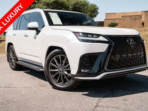 Used 2023 Lexus LX 600 4WD w/ Accessory Package (Z1) image 1