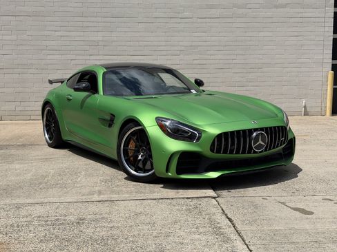 Used 2018 Mercedes-Benz AMG GT R image 1