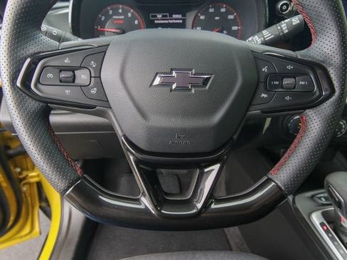 Used 2024 Chevrolet Trax RS w/ Driver Confidence Package FWD image 17