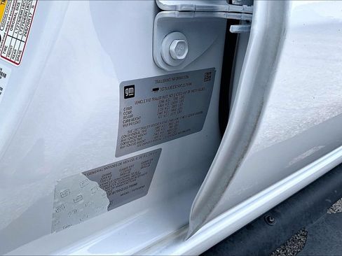 Used 2024 GMC Sierra 1500 AT4 w/ Technology Package AWD/4WD image 44