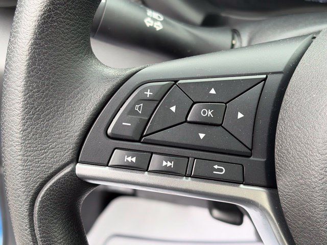 Used 2021 Nissan Kicks SV FWD image 14