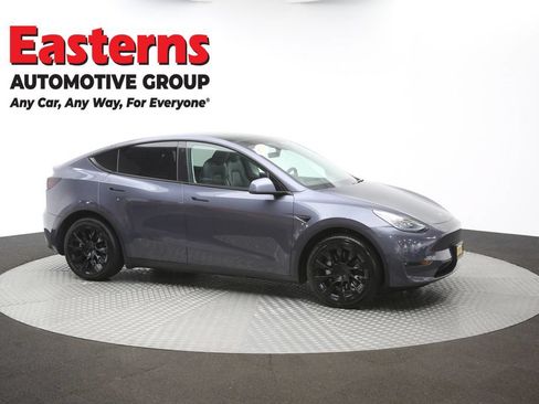 Used 2021 Tesla Model Y Long Range AWD/4WD image 42