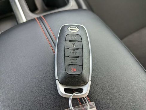 Used 2025 Nissan Sentra SR FWD image 29