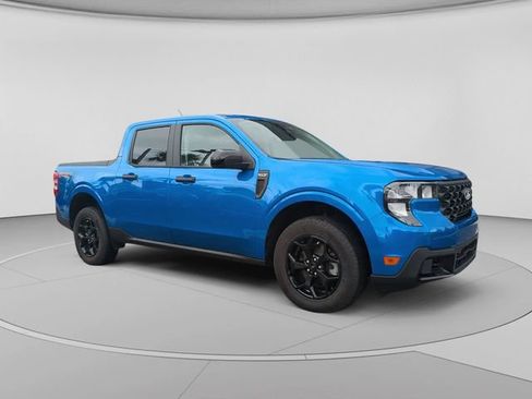 Used 2025 Ford Maverick XLT w/ XLT Luxury Package AWD/4WD image 1