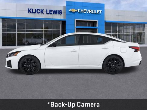 Used 2024 Nissan Altima 2.5 SR FWD image 4