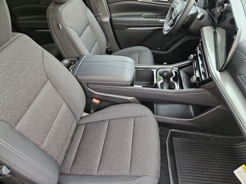 New 2026 Chevrolet Traverse LT FWD image 15