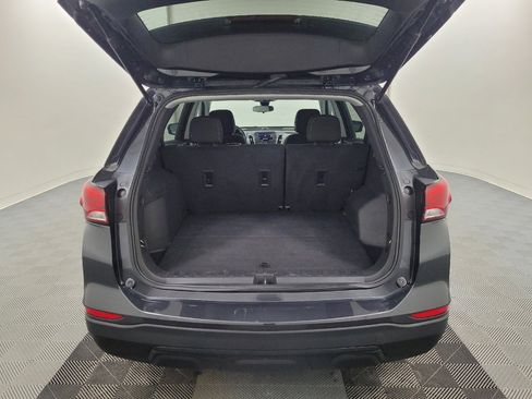 Used 2022 Chevrolet Equinox LS w/ LS Convenience Package image 29