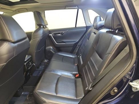 Used 2020 Toyota RAV4 Limited AWD/4WD image 31