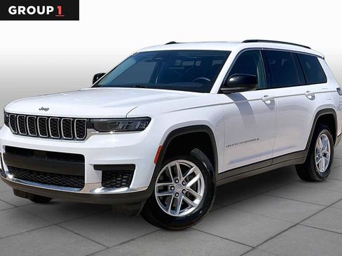 Used 2023 Jeep Grand Cherokee L Laredo image 1