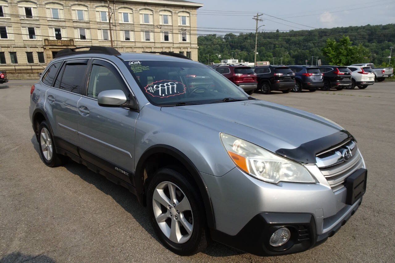 Used 2014 Subaru Outback 2.5i Premium w/ Accessory Value Package (OYX) AWD/4WD image 4