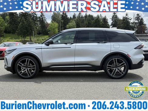 Used 2024 Lincoln Nautilus Premier w/ Equipment Group 102A AWD/4WD image 2