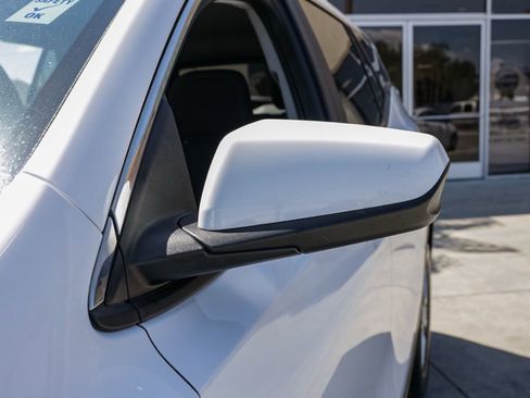 Used 2021 GMC Terrain SLE FWD image 12
