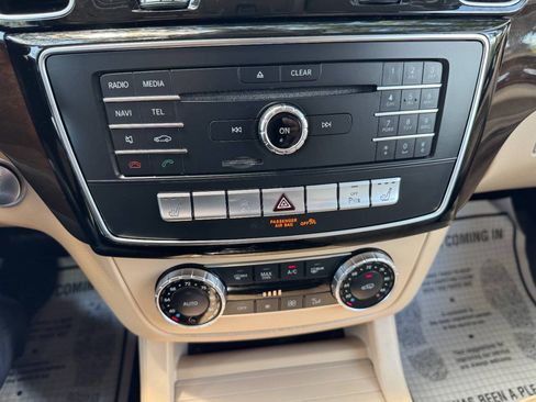 Used 2017 Mercedes-Benz GLE 350 4MATIC image 20