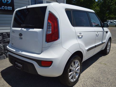Used 2012 Kia Soul + FWD image 5