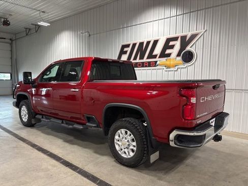 Used 2021 Chevrolet Silverado 2500 LTZ w/ LTZ Convenience Package image 6