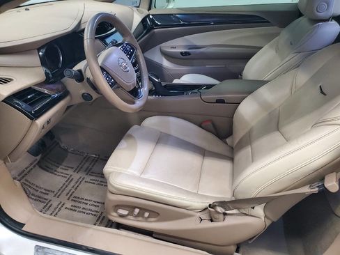 Used 2014 Cadillac ELR w/ Luxury Package image 9