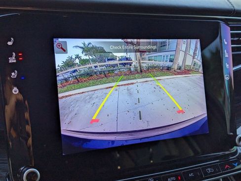 Used 2022 Jeep Wagoneer Series II RWD image 14