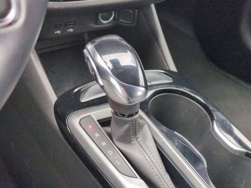 Used 2025 Buick Envista Sport Touring image 15